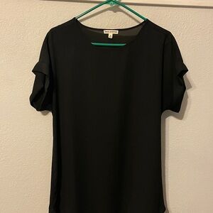 Zenana Outfitters Black Short Sleeve Top